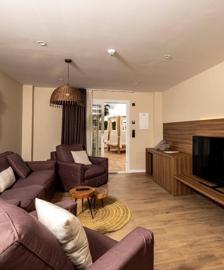 Eques Petit Resort Cala D´Or Екстериор снимка